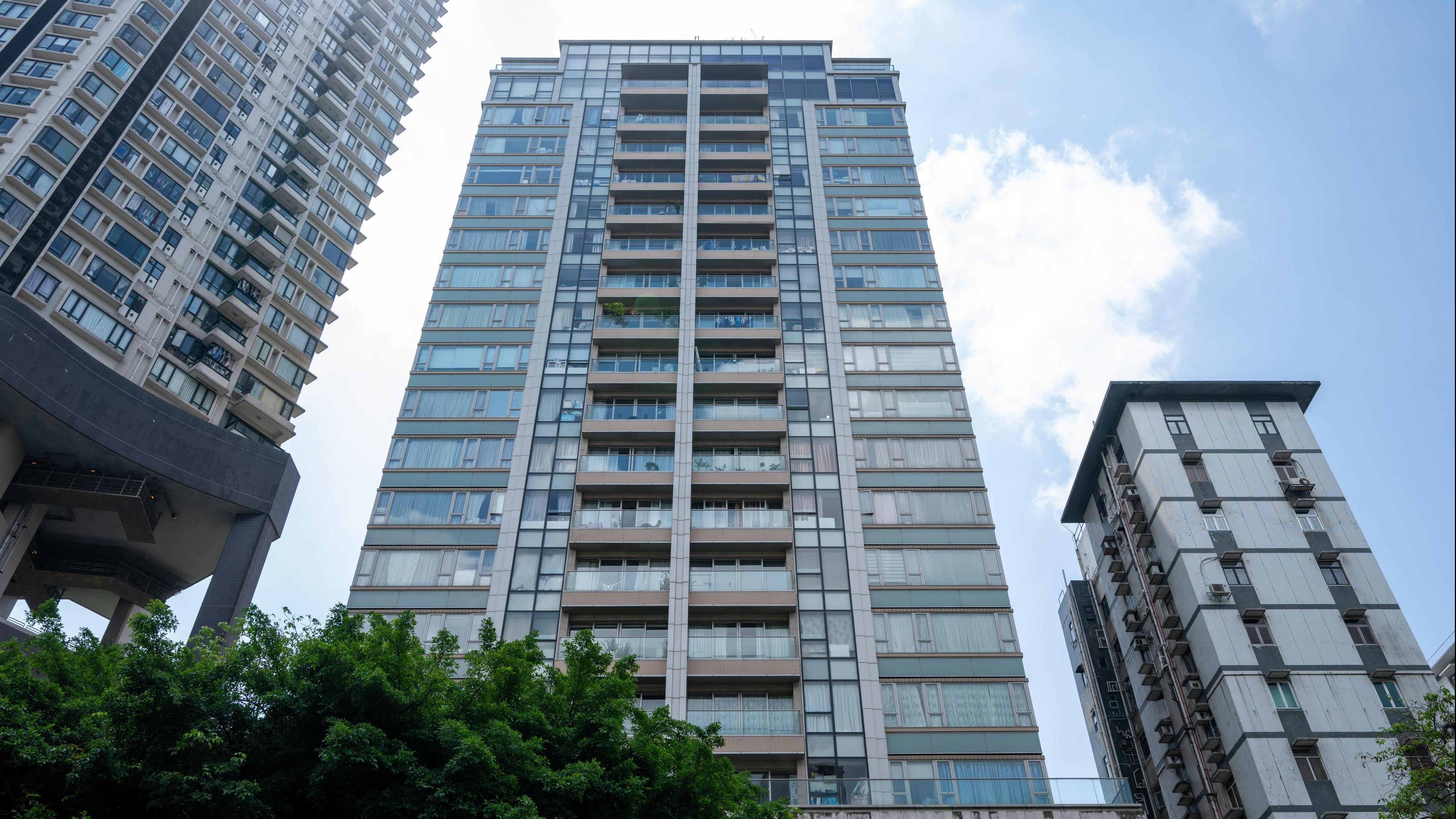 資料指，唐英年長子唐嘉盛斥7,280萬元入市何文田Kadoorie Hill相連豪宅。(資料圖片)