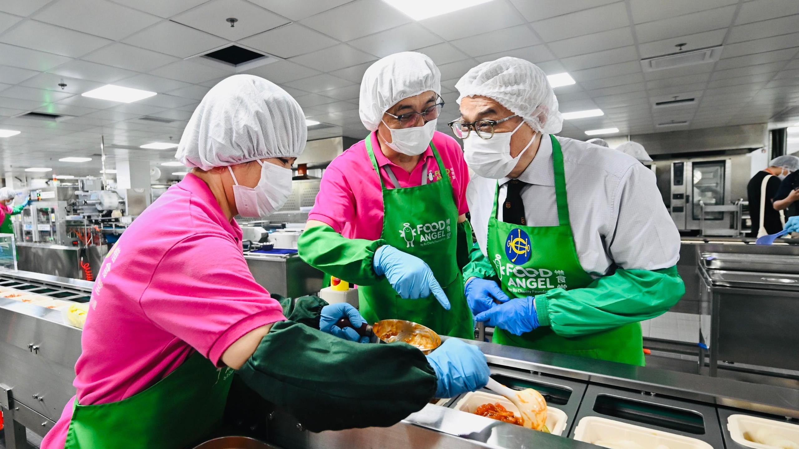 惜食堂賽馬會食品製作中心啟用　料每年可回收逾660公噸食材　製逾1100萬份飯餐