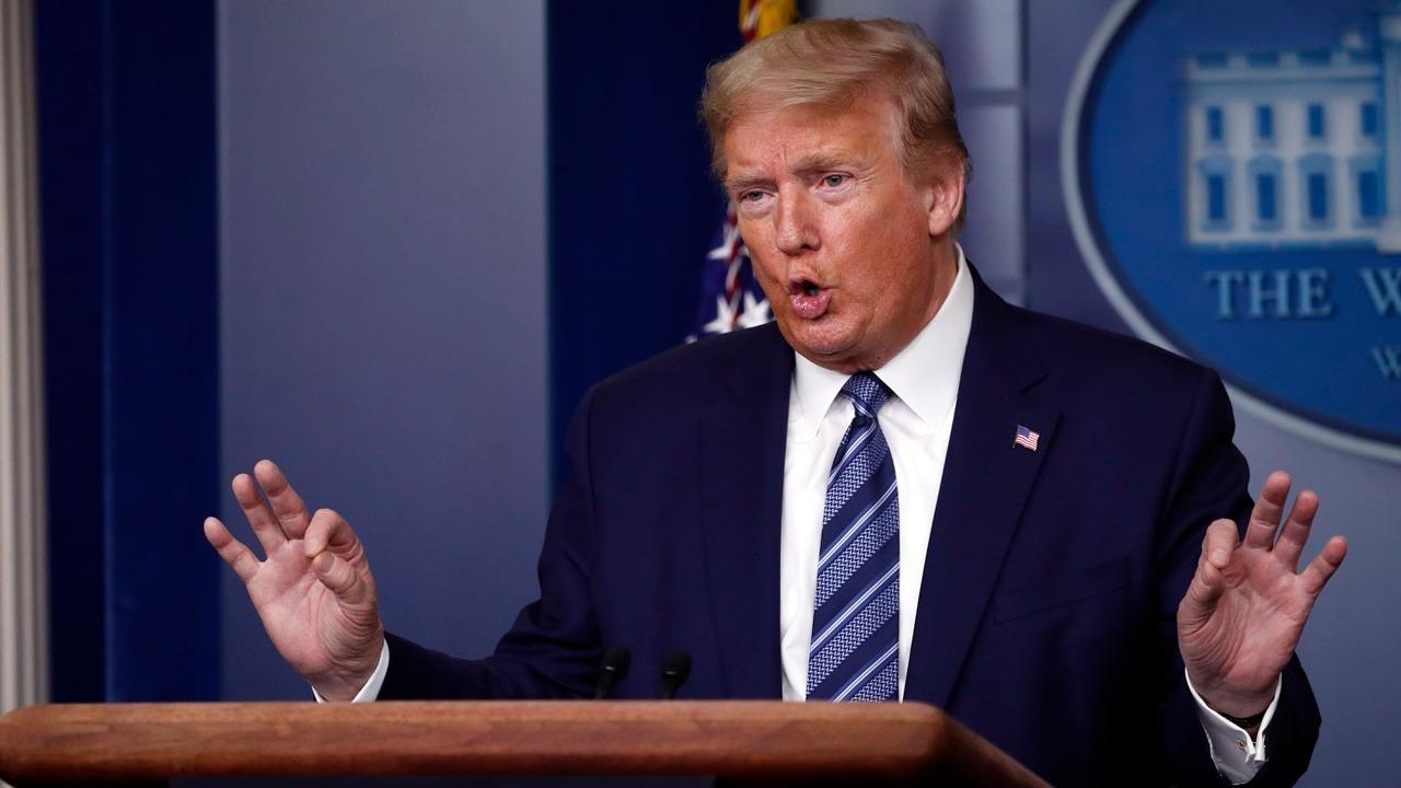 特朗普將與白宮預算主任進行會面，預告「裁員」將於日內開始。