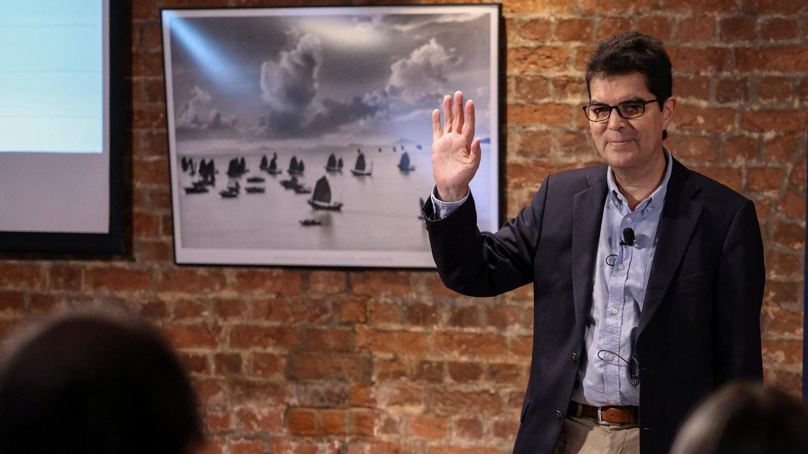 David Webb公布上市公司董事薪酬榜。(資料圖片/路透社圖)