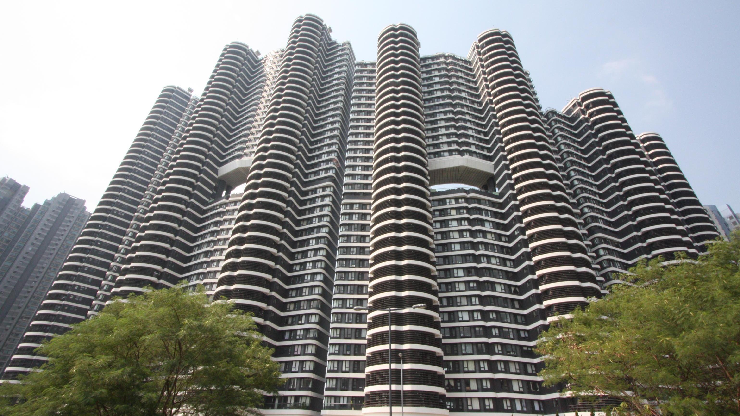 薄扶林貝沙灣2期南岸海景四房雙套連車位，以9萬元租出，長情業主享8.4厘租金回報。