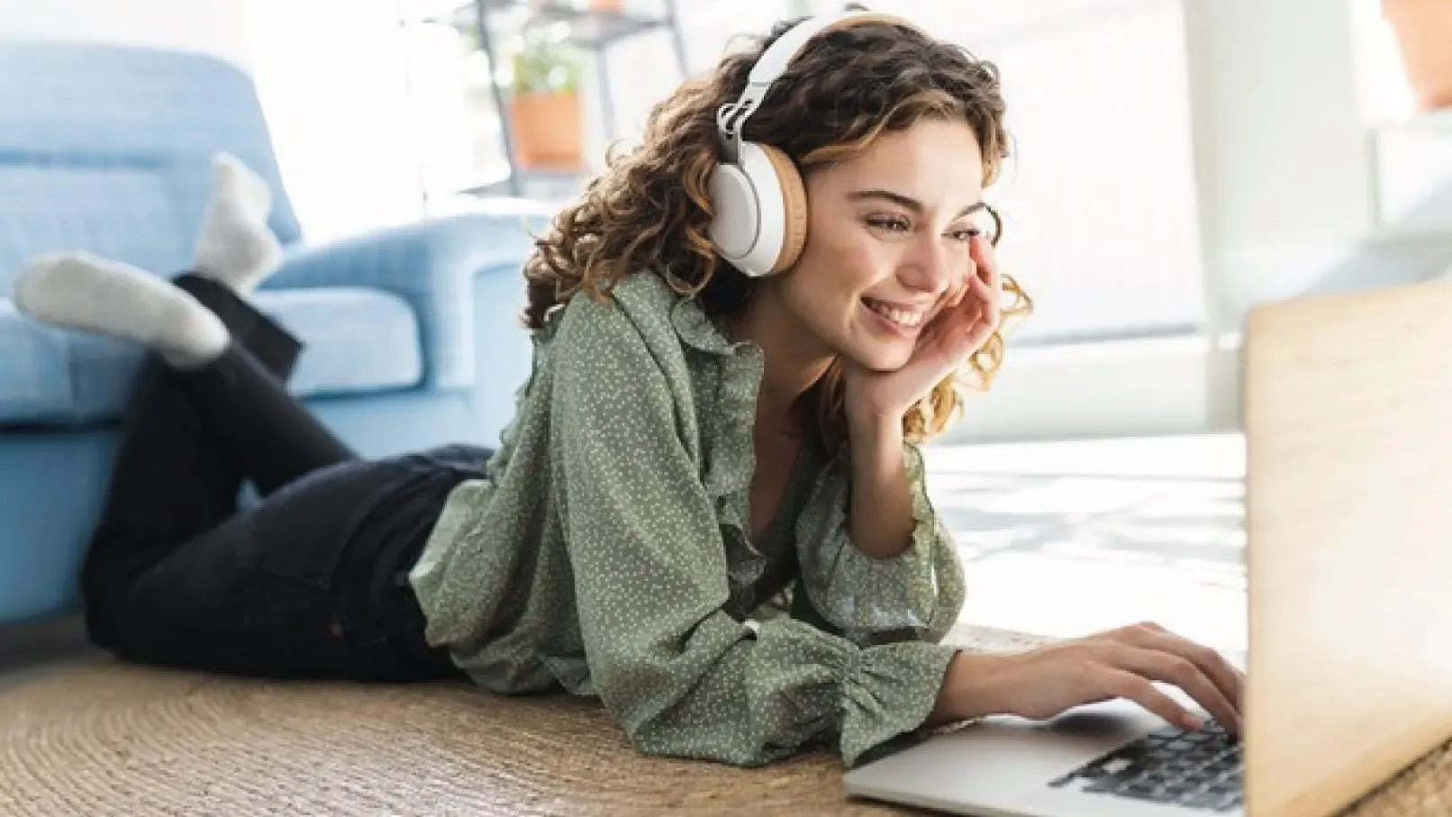 耳不離機 遵守3個耳機使用守則 救回耳朵免聽力受損