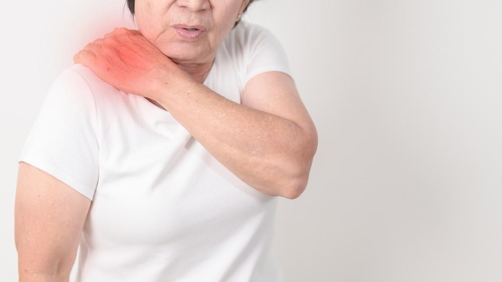 肩膀健康的核心在於穩定，而穩定的關鍵在肩胛骨。當肩胛骨能在正確軌道上運作，肩膀自然靈活、疼痛減輕、姿勢改善，讓肩膀真正「歸位」，重拾舒適與力量。