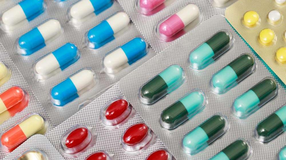 世衛指出，有40%的大腸桿菌和55%的肺炎克雷伯菌對常見的抗生素療程具耐藥性，若引起嚴重細菌感染，可能導致敗血症、器官衰竭，甚至死亡。