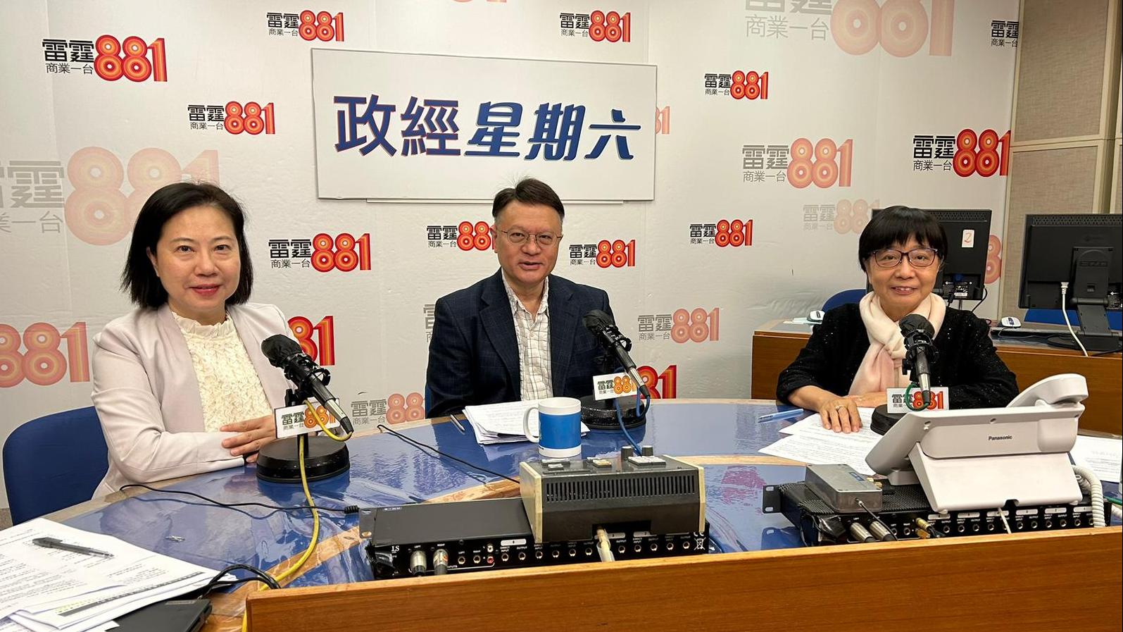 許樹昌表示現時本港仍處於夏季流感季節，未知何時見頂