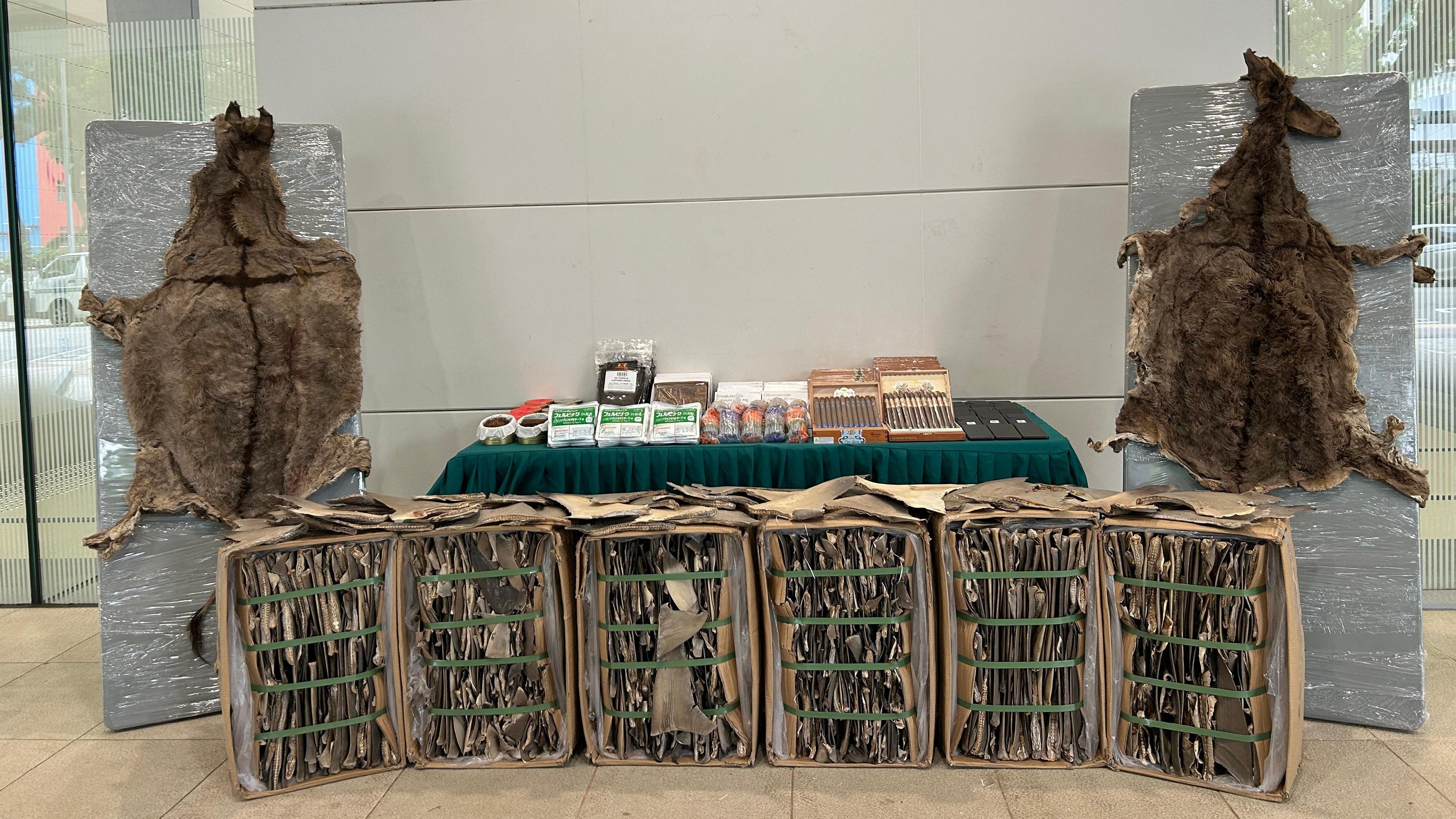 海關破2宗海運走私 貨物包括魚翅雪茄 市值合共約2億元