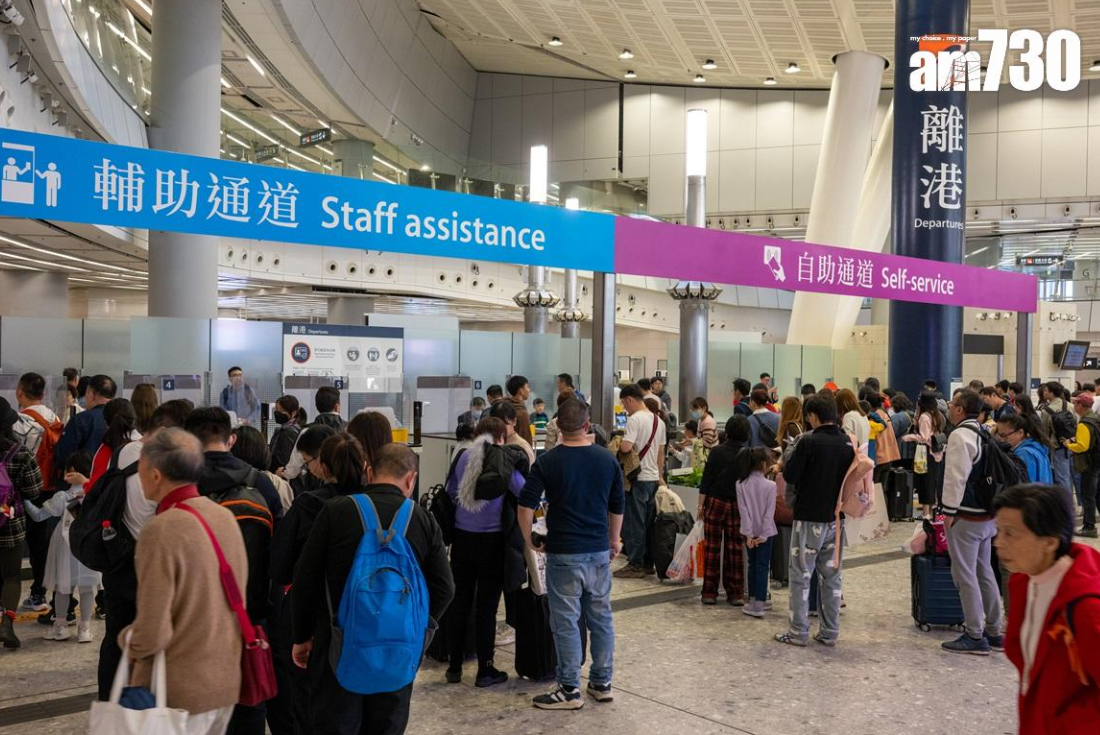 立法會選舉12月7日周日舉行，面對港人周末北上消費熱潮，香港旅遊業議會發信呼籲旅行社為選民提供便利，主席譚光舜建議考慮押後短線旅行團出發時間至中午或之後，令市民有時間早上投票，但有業界擔心令客人流失。。(資料圖片/陳奕釗攝)