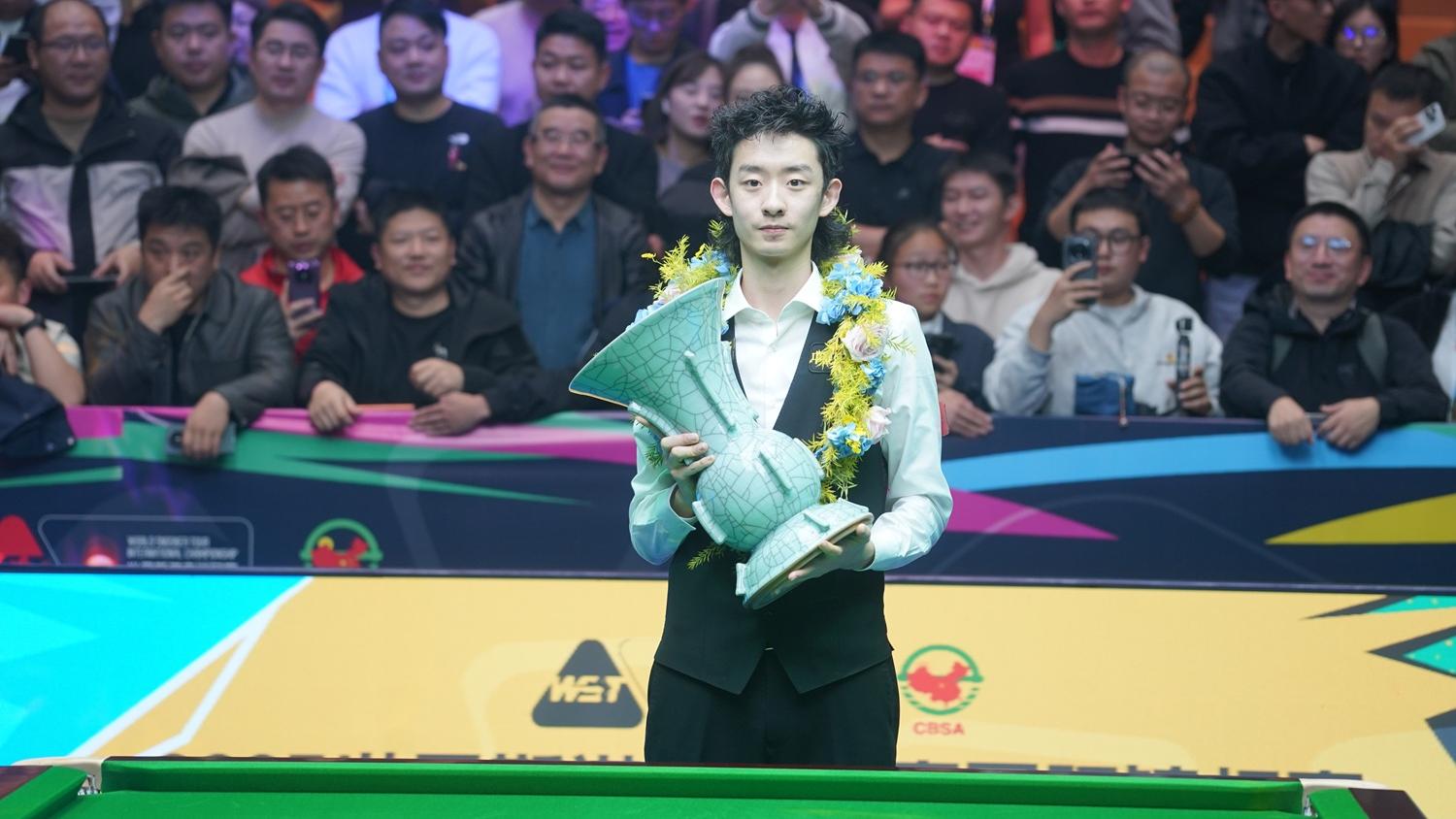 吳宜澤在南京舉行的巡迴賽贏得冠軍。(新華社)