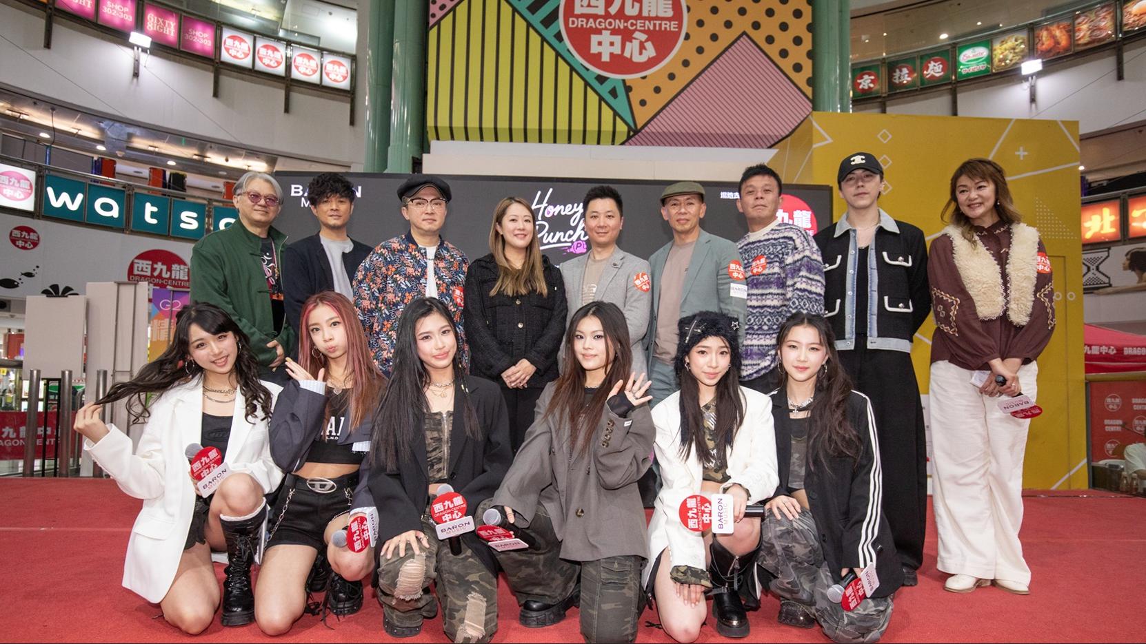 Honey Punch首個簽唱會分享出道難忘事 與樂迷獨立合照30分鐘寵粉行為被力讚