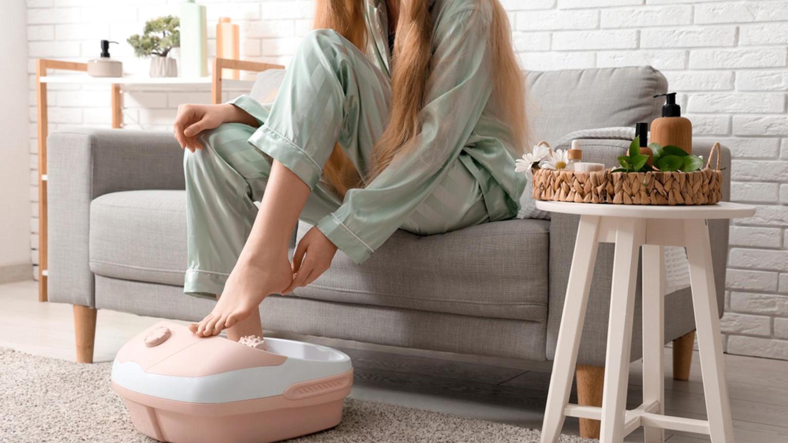 陳敬智院長進一步說明，人是少數站立生活的生物，心臟需不斷對抗地心引力，將血液由下往上打回心臟，因此腿部是大量血液流存的重要部位之一。