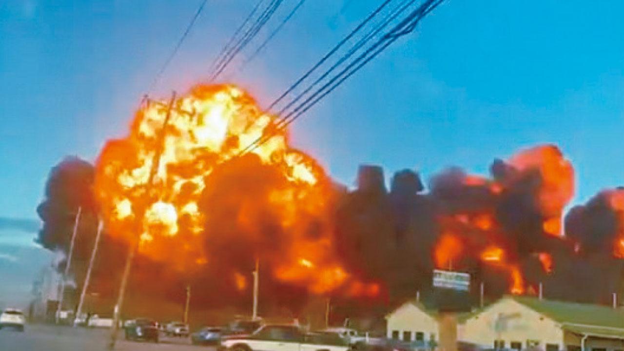 起飛時已著火 隨即墜毀 UPS貨機撼廢油設施 9死11傷