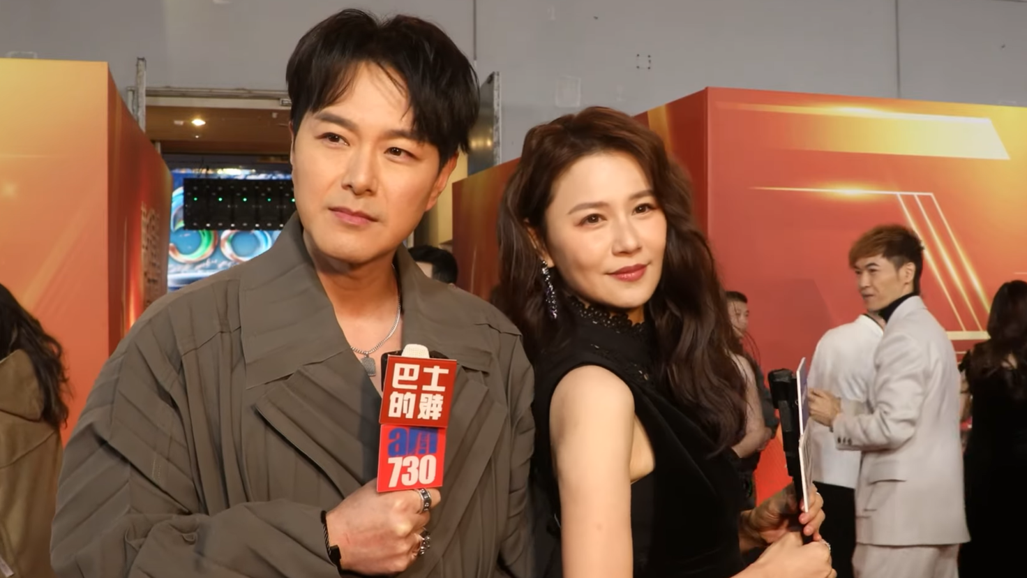 蕭正楠夫妻檔賀台慶 黃翠如期待一家三口同度首個聖誕節