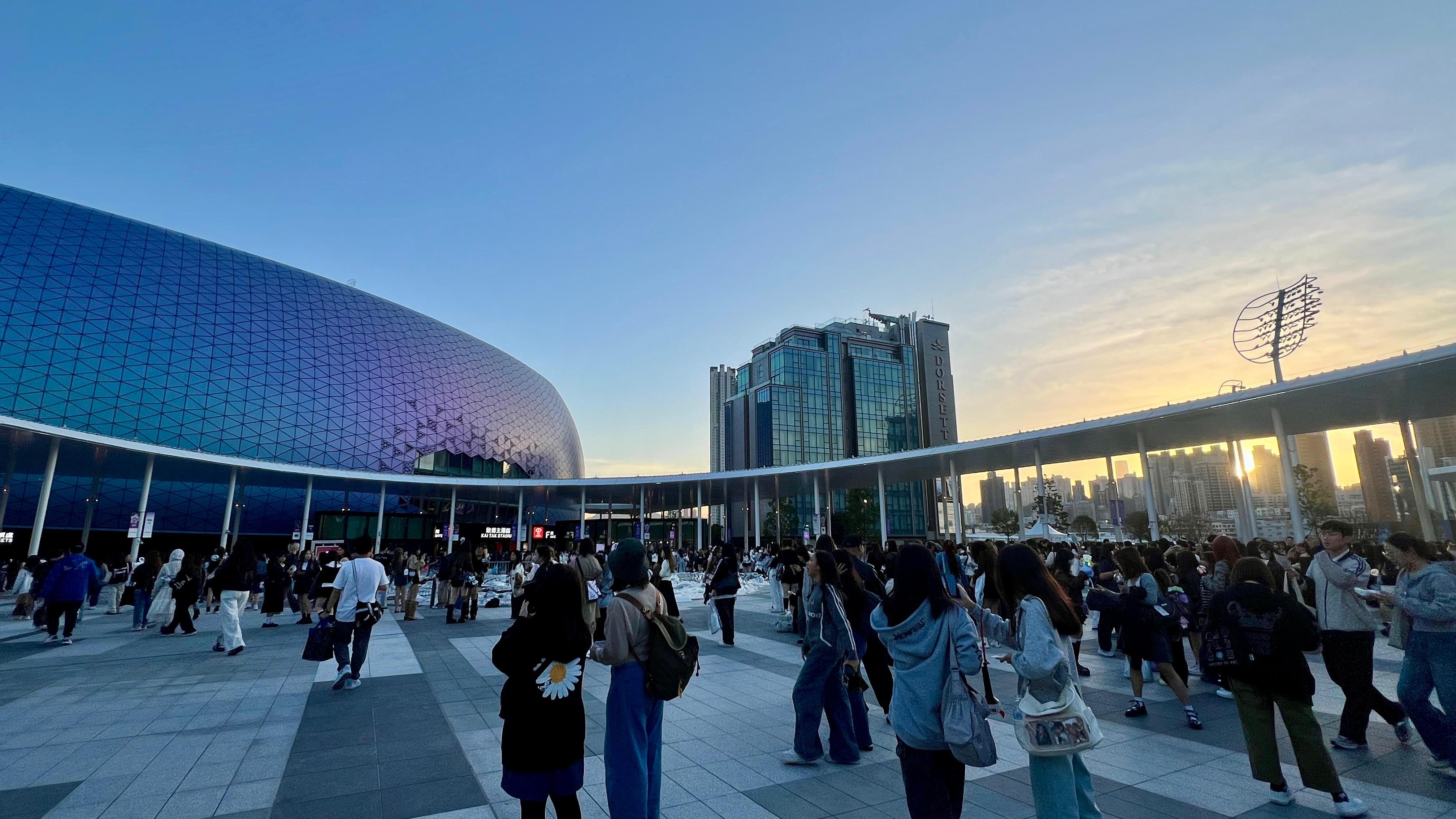 MAMA2025｜一連兩場頒獎禮啟德展開 主辦方向出席藝人頒發「禁笑令」