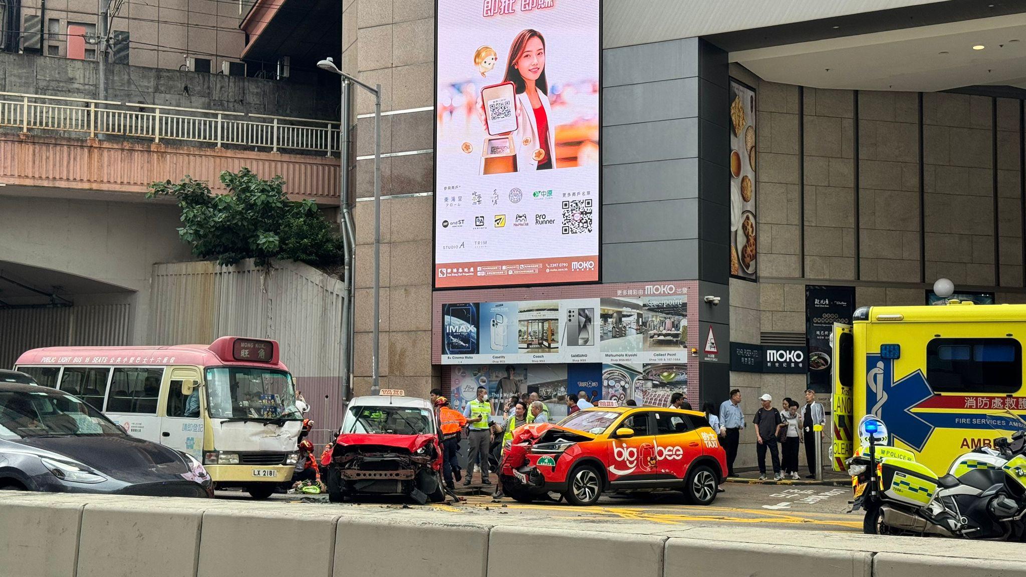 旺角發生連環串燒車禍釀5人傷。（fb「馬路的事討論區」圖片）
