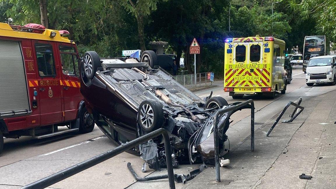 粉嶺發生車禍。（fb「車cam L（香港群組）」圖片）
