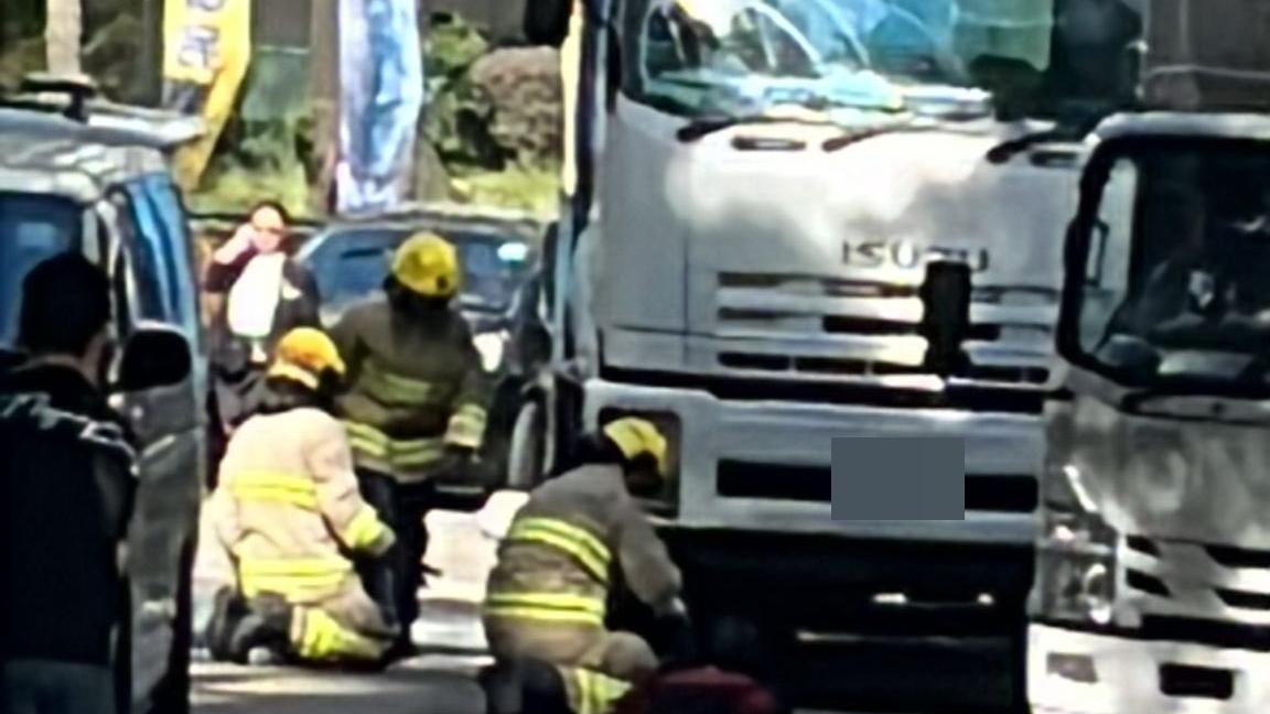 屯門發生交通意外。（fb「車cam L（香港群組）」圖片）