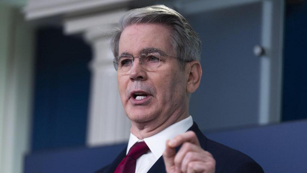 美財長指：特朗普未就關稅花紅跟自己討論過，料可改為以減稅等形式實現。