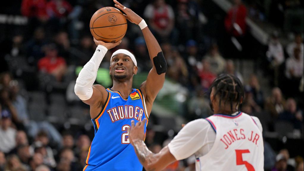 阿歷山大攻入30分，帶領雷霆以126:107擊敗快艇。(美聯社)