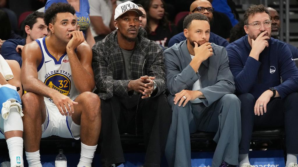 畢拿與居里雙雙休戰，勇士96:110不敵熱火。(美聯社)