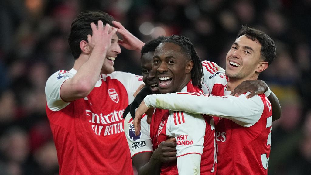 英超｜阿仙奴點解今季表現更上一層樓？板凳深度加強成關鍵