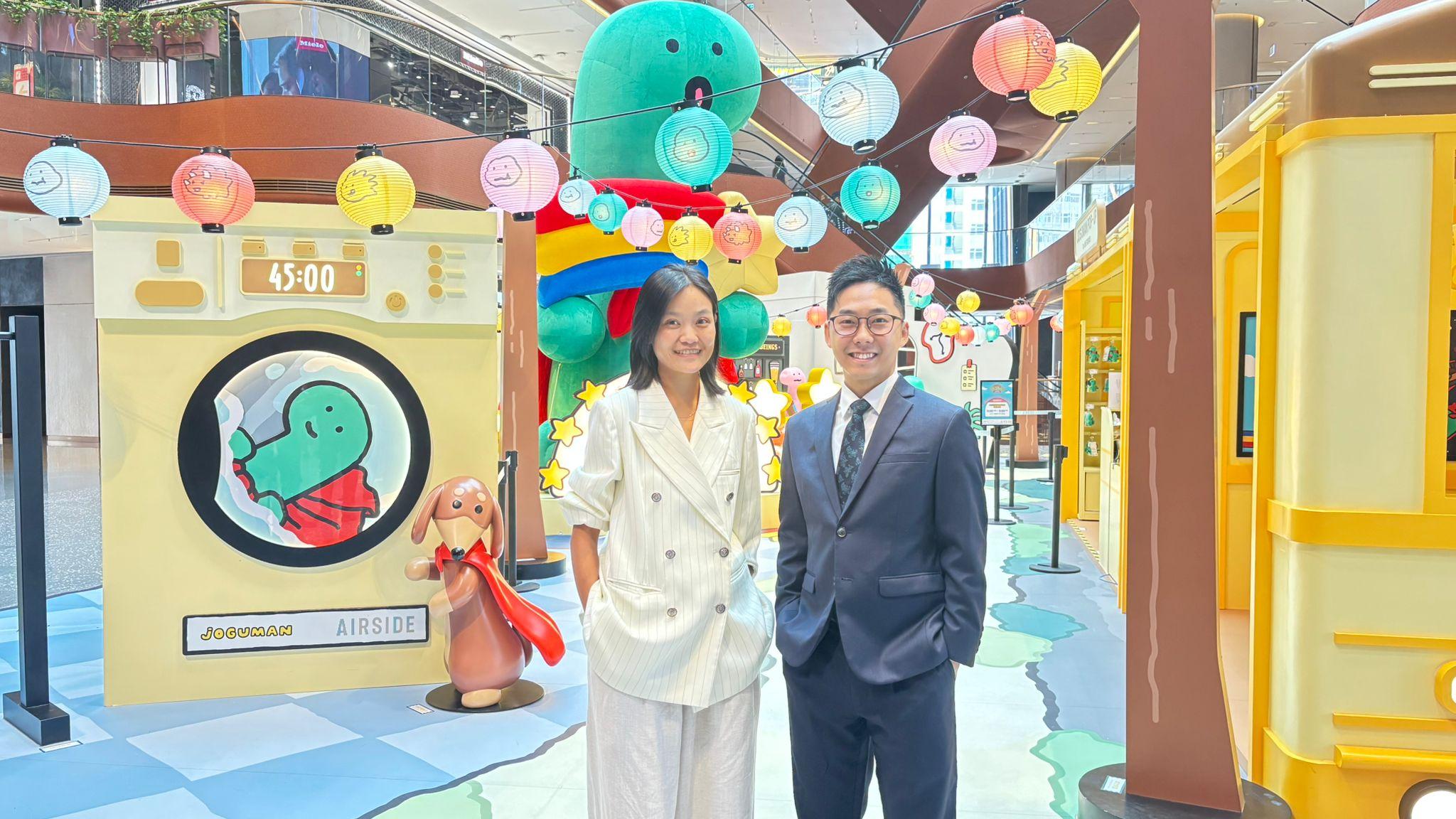 南豐集團香港地產處執行董事許謙讓表示，本港零售市道仍未明朗，料商廈供過於求，競爭仍然激烈。