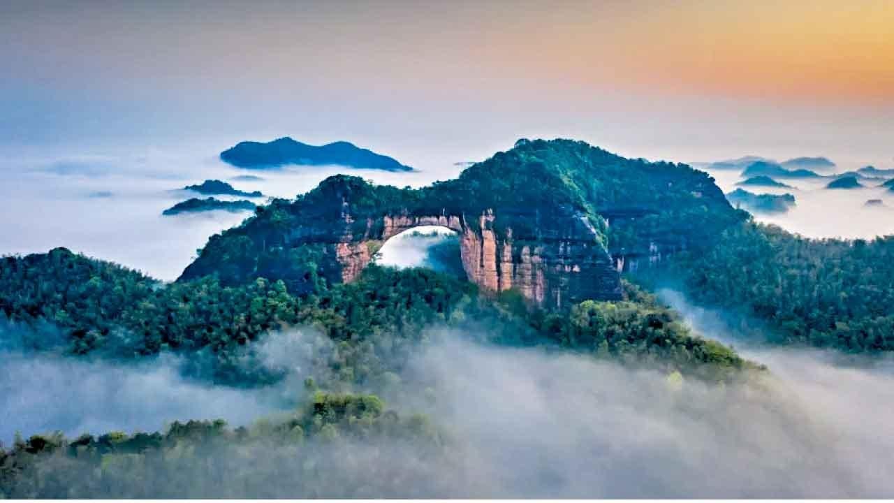 永安獨家~飛天山 無人機表演震撼登場 