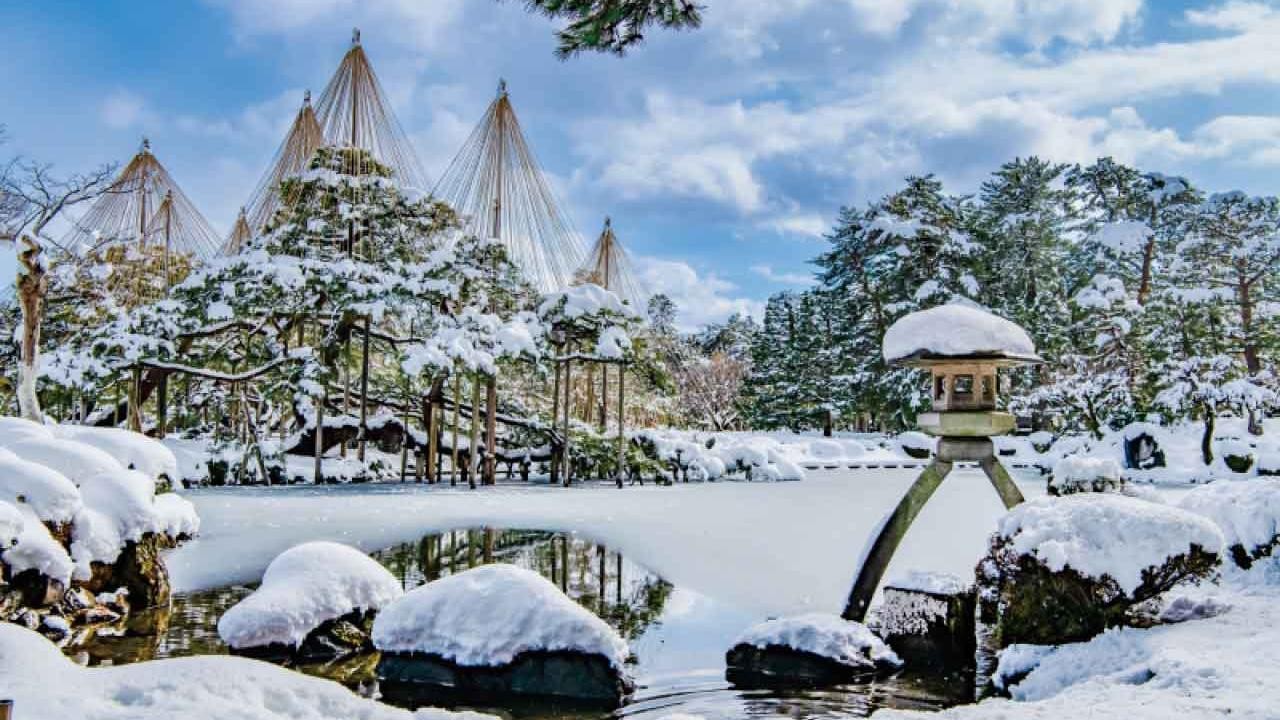 白色聖誕 x 金色新年 日本北陸滋賀溫泉美食5天團