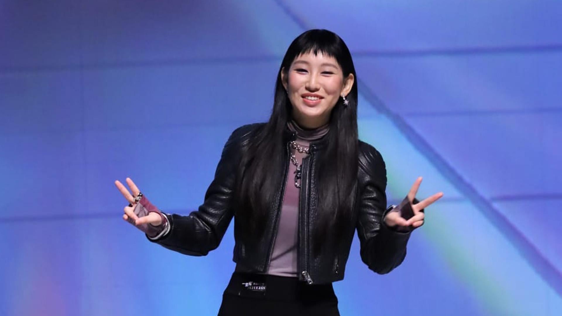 炎明熹平安夜亞博開騷 重溫昔日舞台凌空打筋斗