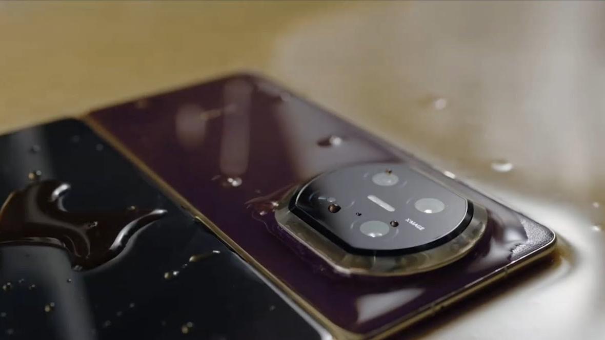 HUAWEI Mate X7 摺Mon機開放預訂 玄武機身五色登場!