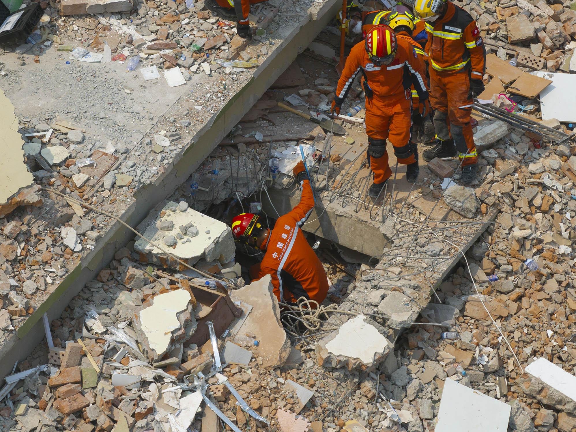 中國救援隊表示，在狹小空間救援，需確保每次救援都能安全可靠、精準高效。（新華社資料圖片）