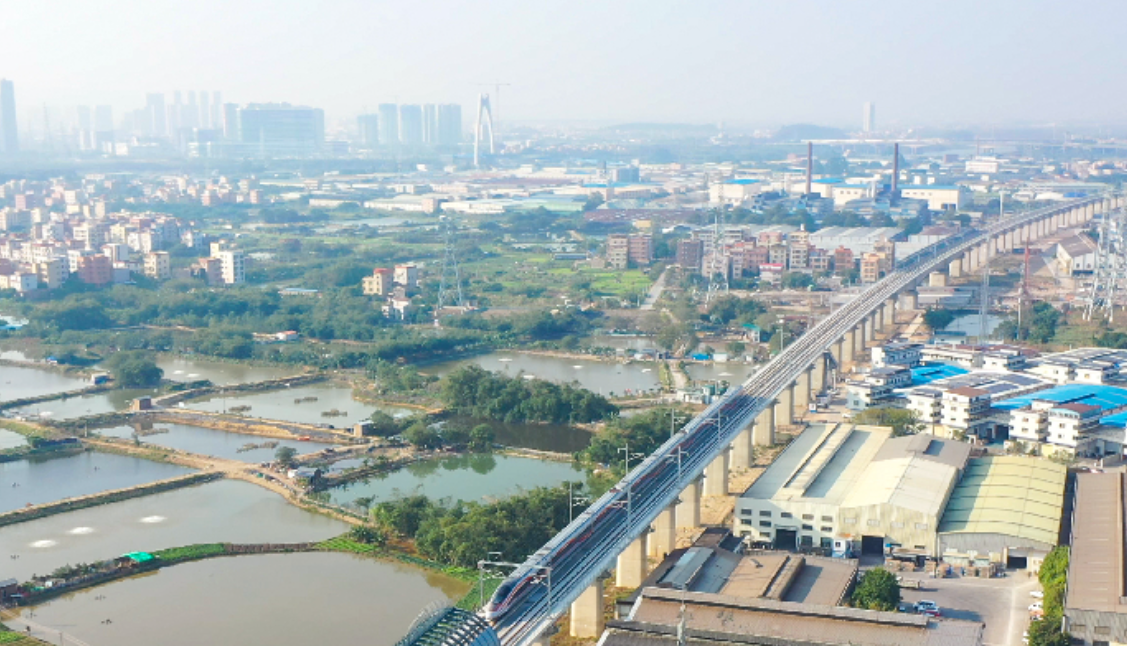 廣州至湛江高鐵建成通車，廣州白雲站至湛江北站最快1小時32分可達(網上圖片)