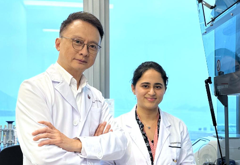 中大內科及藥物治療學講座教授陳家亮表示，團隊近大半年來，正籌備成立「大灣區卓越中心」    (港台圖片)