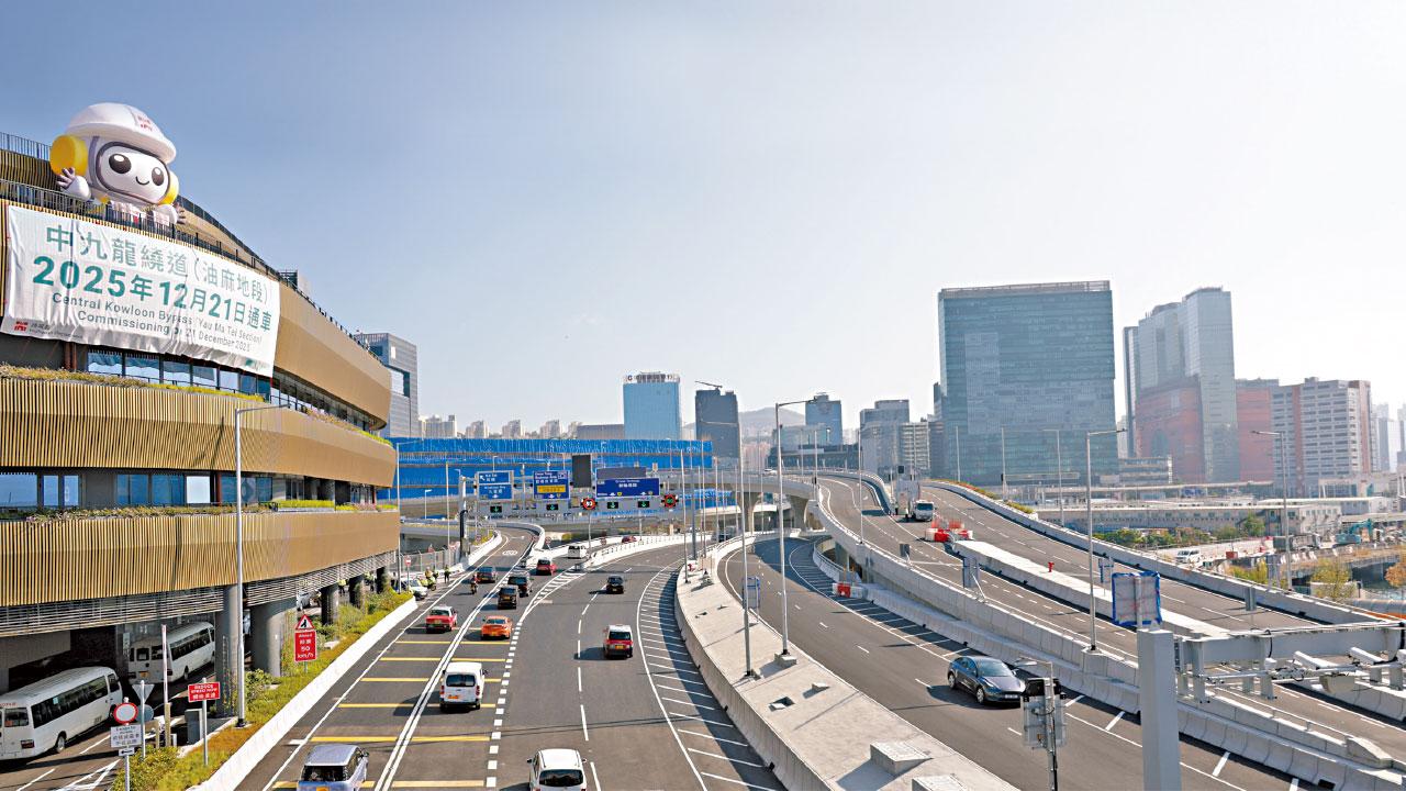 通車首日司機試行屢現險象 中九龍繞道迎首工作日考驗