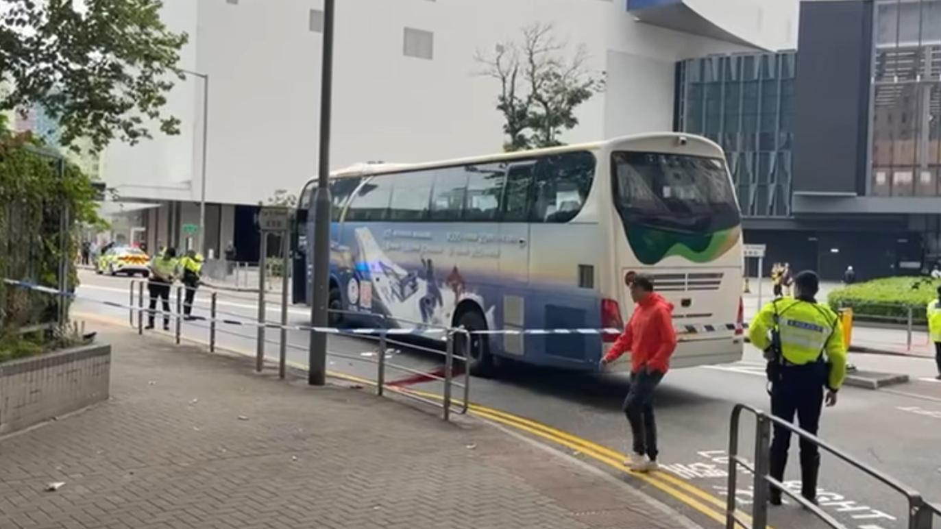 牛頭角發生嚴重交通意外。（fb「馬路的事討論區」圖片）