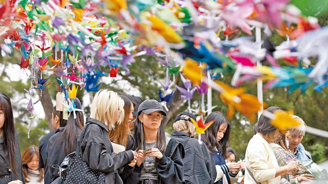 宏福苑大火奪159命 31人失聯  居民返宏志閣拾細軟：望8幢一起重建