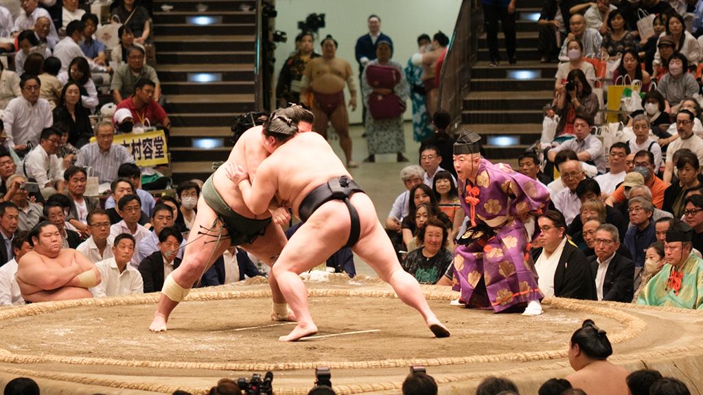 日本相撲。(網上圖片)