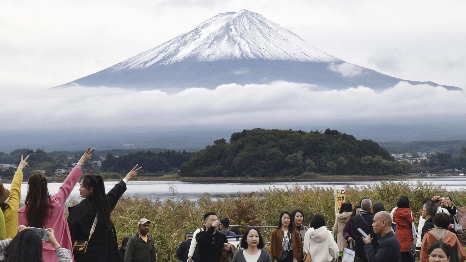 日本富士山。(路透社)