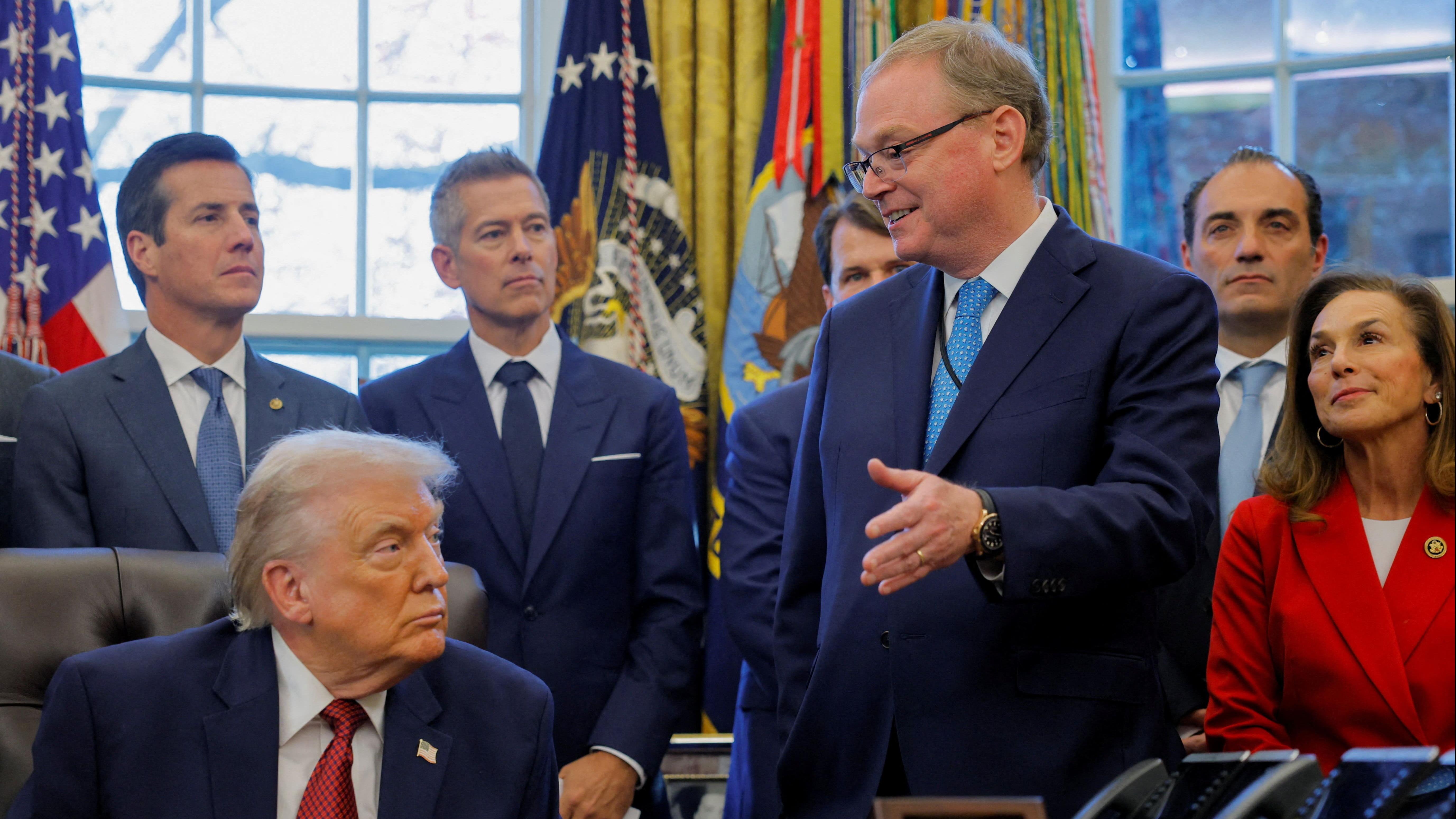 美國減息｜聯儲局新主席大熱人選哈塞特：預計下周減息0.25厘