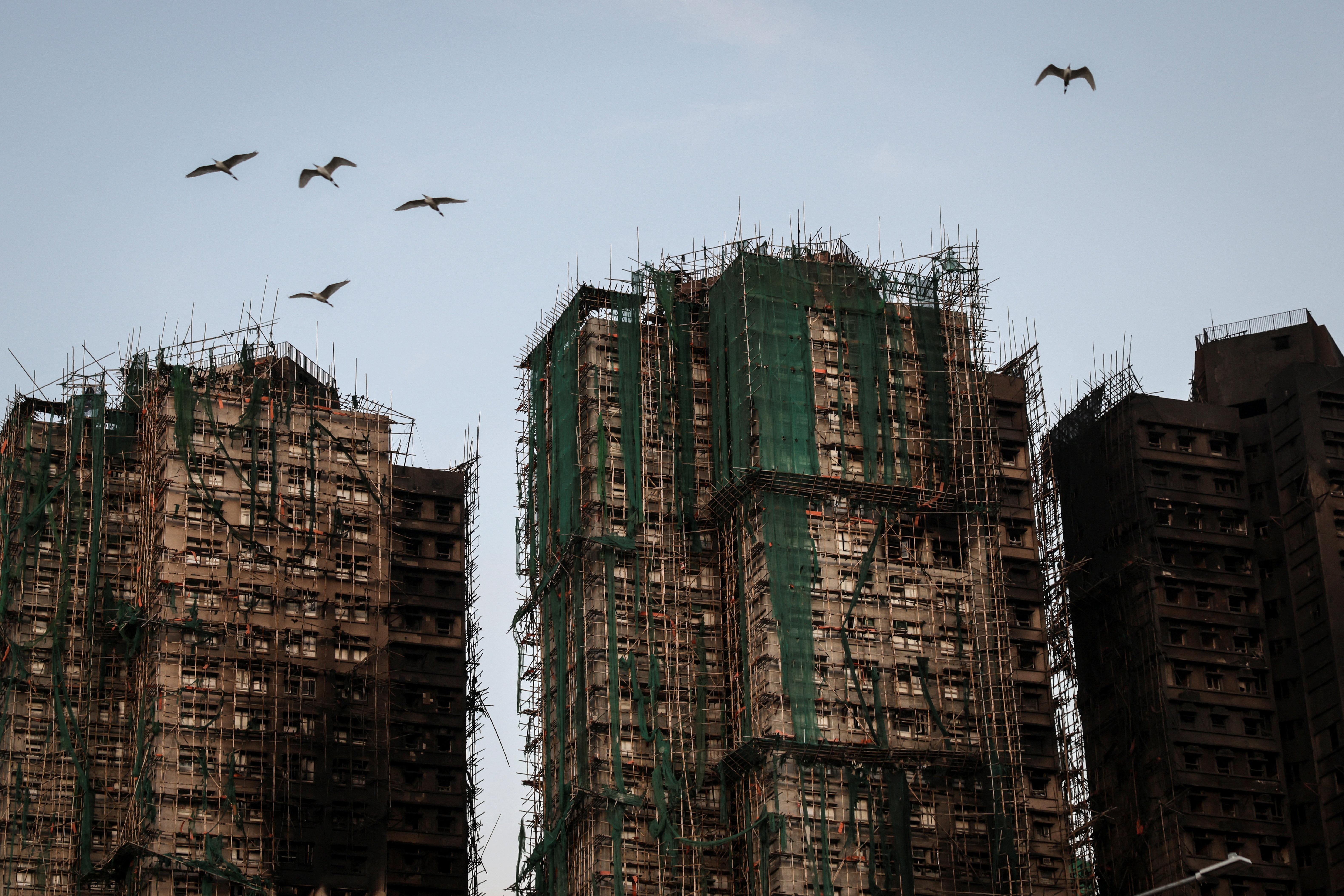 大埔宏福苑五級火發生接近一個月，至少161人死亡  (路透社)