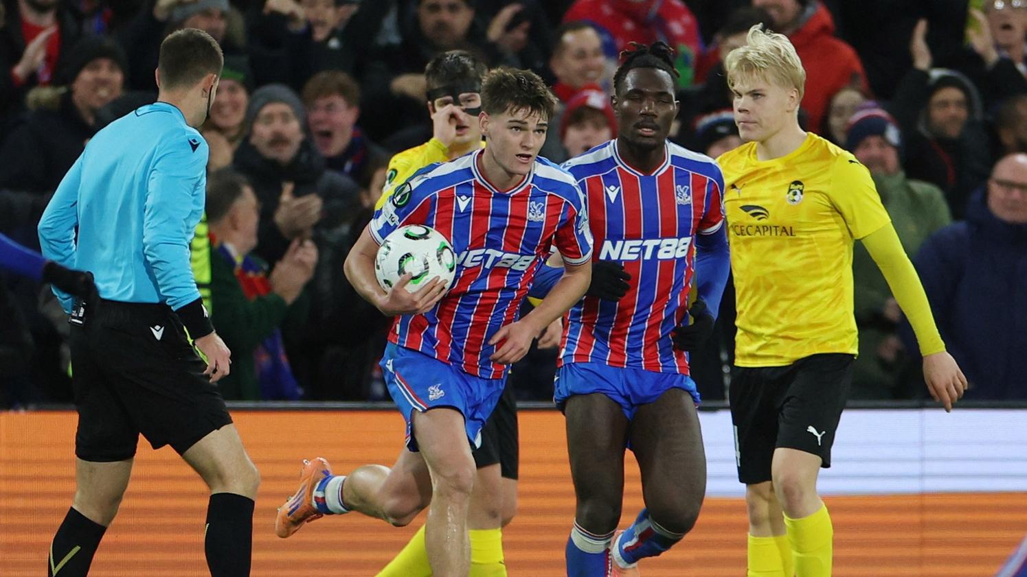 水晶宮賽和古比斯2:2，只能以第9名轉戰附加賽。(路透社)