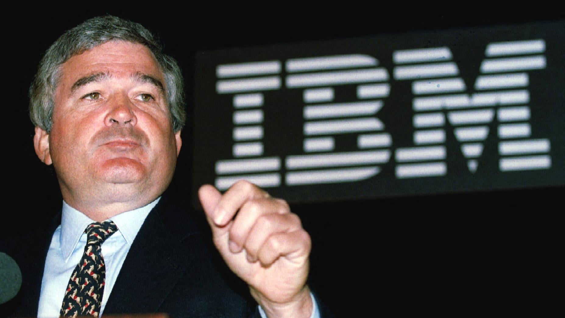 帶領「藍色巨人」走出困境   IBM前CEO Louis Gerstner離世  