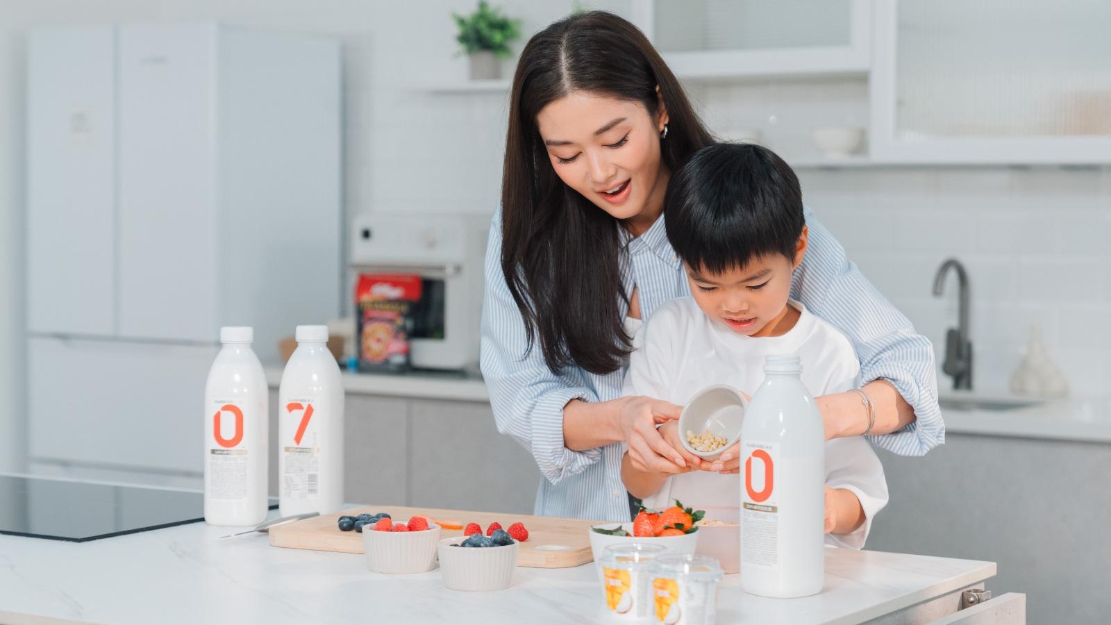 香香攜6歲大仔母子檔代言 孖強強秘密特訓愛子背對白