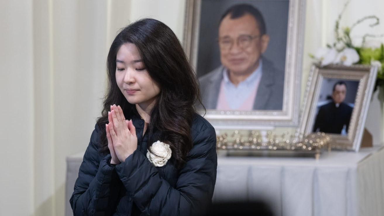 許紹雄女兒發文悼念父親 不點名批評某人洩喪禮細節