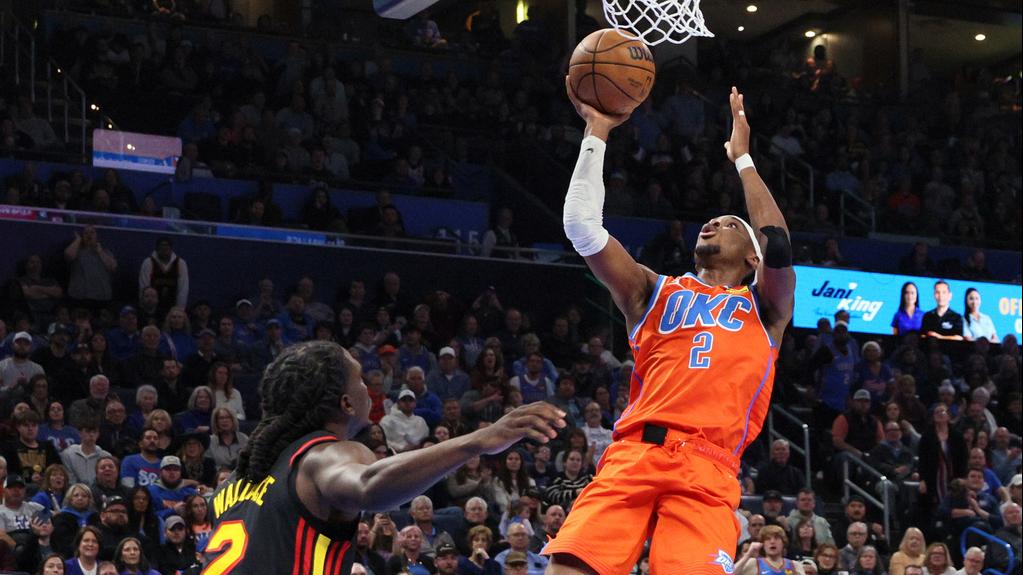 阿歷山大交出39分，帶領雷霆140:129擊敗鷹隊。(美聯社)