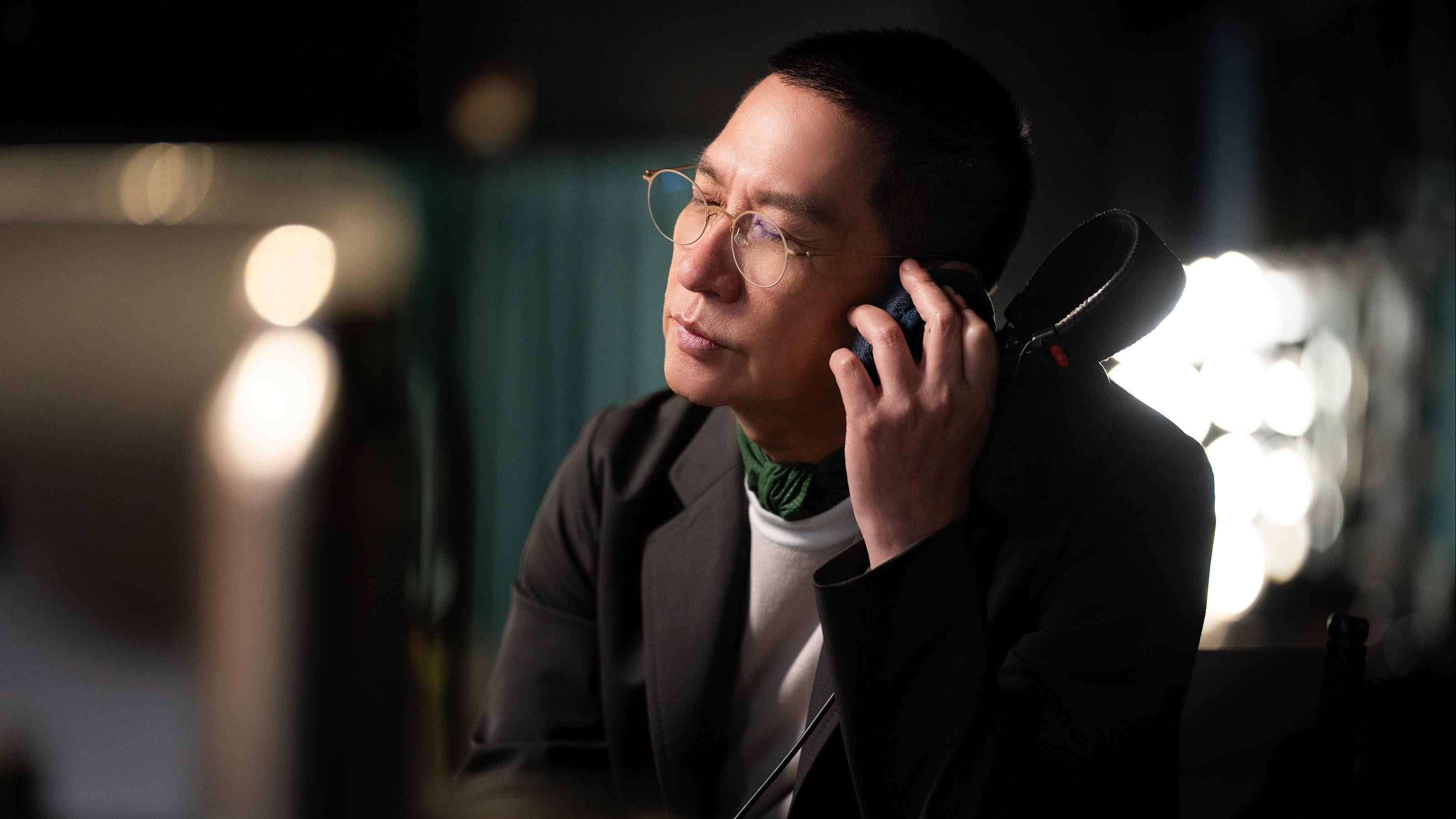 張家輝練歌片流出  扮Gareth. T唱《緊急聯絡人》超陶醉