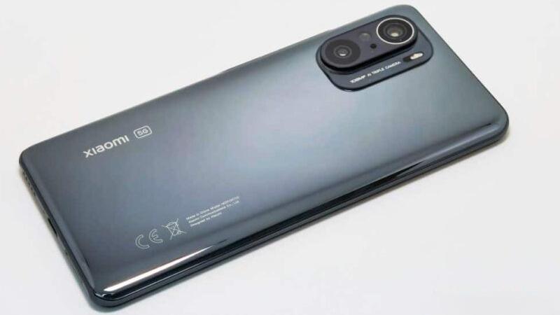小米 10000mAh 新手機曝光 比 HONOR Magic 8 Pro 更薄?
