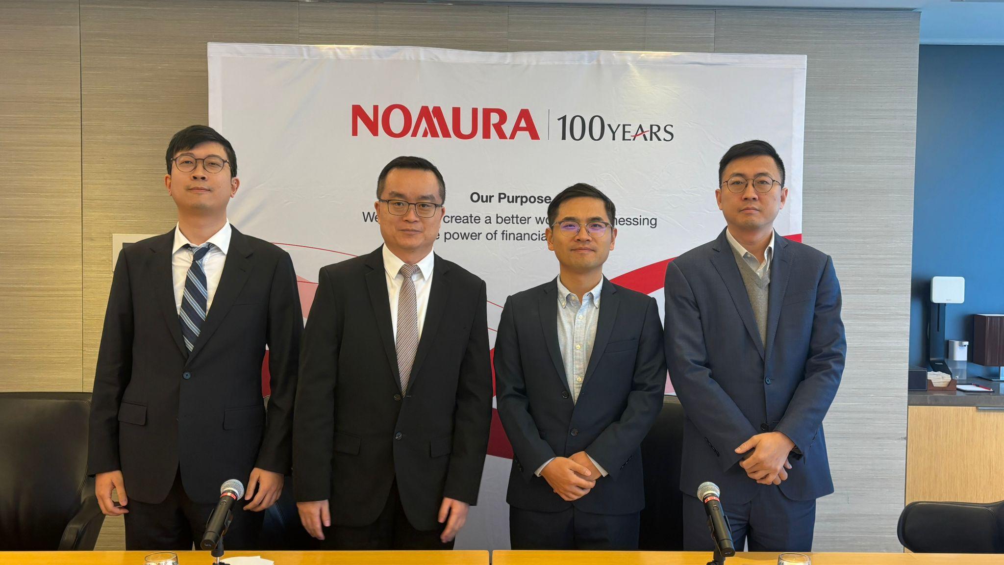 針對內地即時零售市場，野村中國互聯網及媒體行業研究主管史家龍表示，短期內更看好阿里巴巴，而海外業務有機會成為美團增長新引擎。