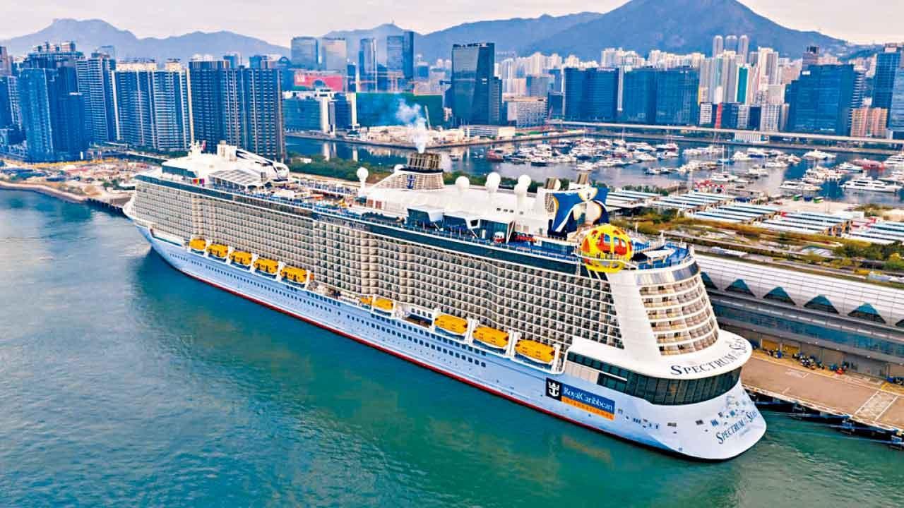 皇家加勒比海洋光譜號載譽回歸 香港母港航季現正啟航！ 