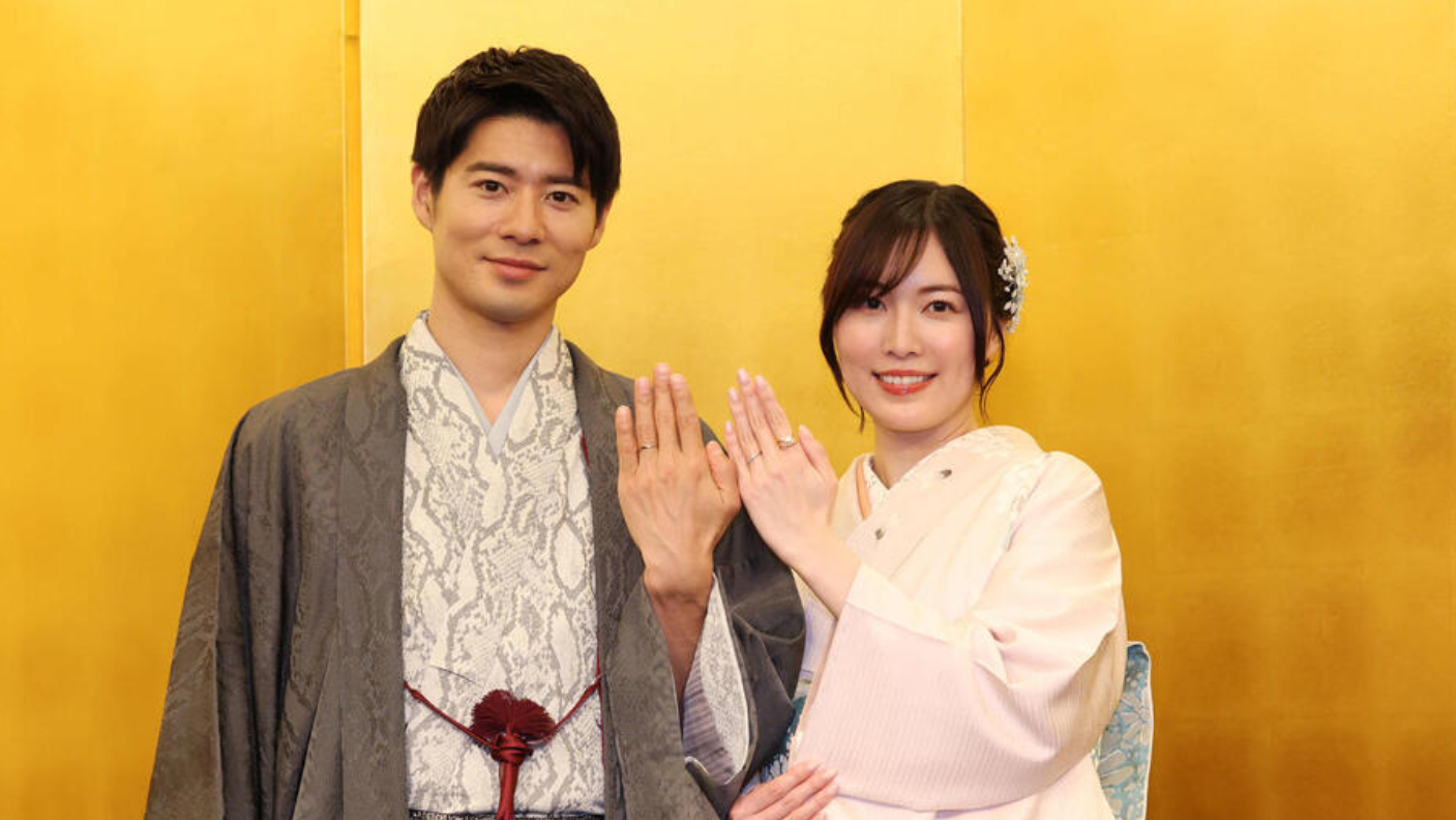 SKE48前一姐松井珠理奈開結婚記者會 偕丈夫恩愛曬婚戒
