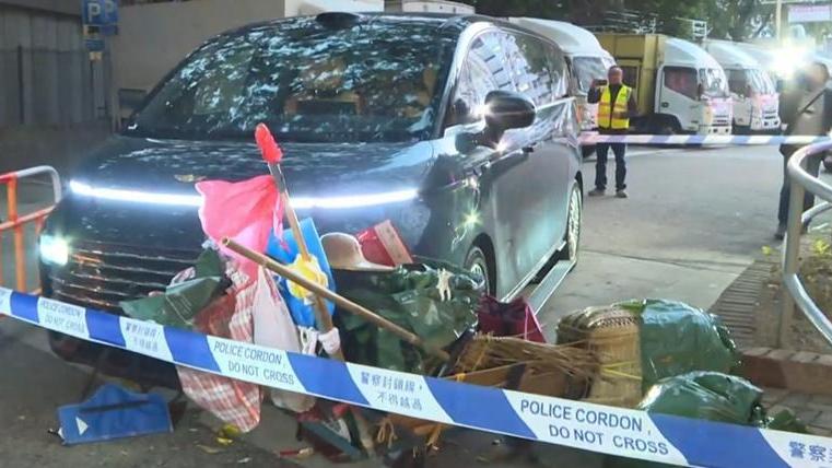 全球預售出意外 吉利新車撞清潔工  股價曾跌逾2%｜港股異動